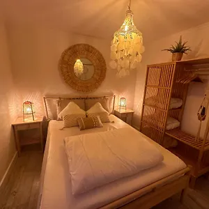 https://nieuwprachtig-appartement-au-franelle-ostend.ostend-hotel.net